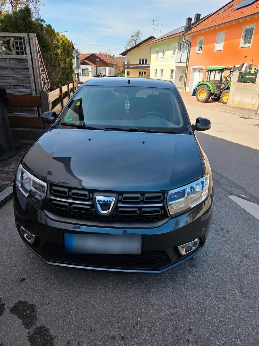 Gebraucht Dacia Sandero 75 PS (55 kW) 2017 Schwarz Kleinwagen