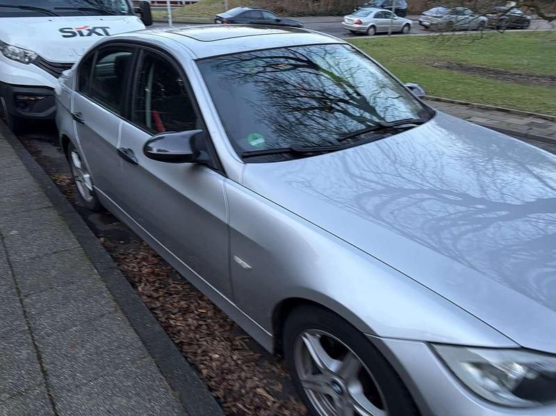 Gebraucht BMW 320 150 PS (110 kW) 2005 Limousine