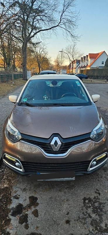 Beige Gebraucht 2015 Renault Captur Experience SUV | 9.000 € (Fairer Preis) - Bild 1/4