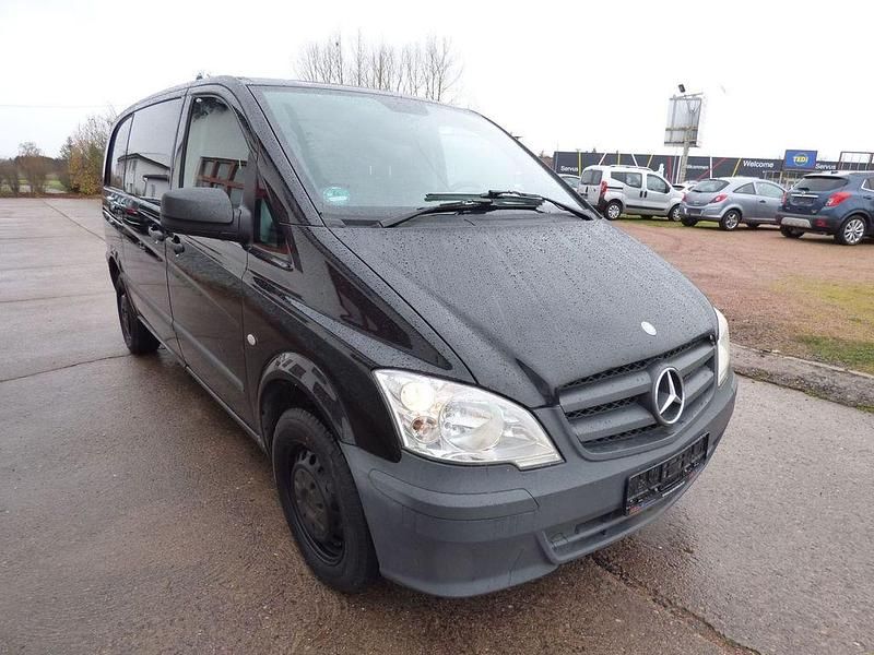 Gebraucht Mercedes Vito 163 PS (119 kW) 2014 Schwarz Van