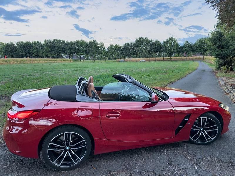 Gebraucht BMW Z4 Sport Line 258 PS (189 kW) 2020 Rot Cabrio