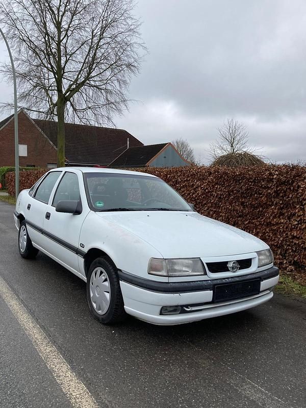 Gebraucht Opel Vectra 115 PS (84 kW) 1993 Weiß Limousine