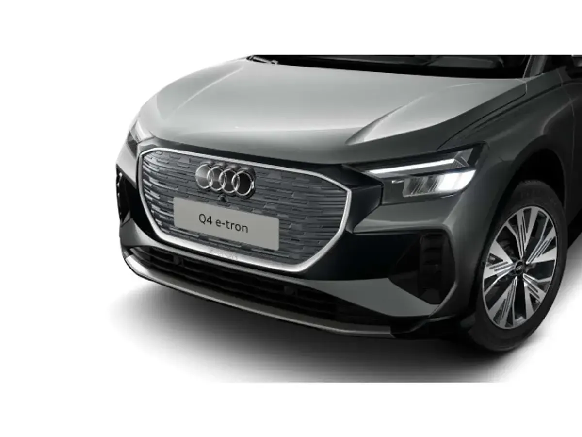 Second-hand Audi Q4 e-tron 219 kW (299 CP) 2023 Gri SUV