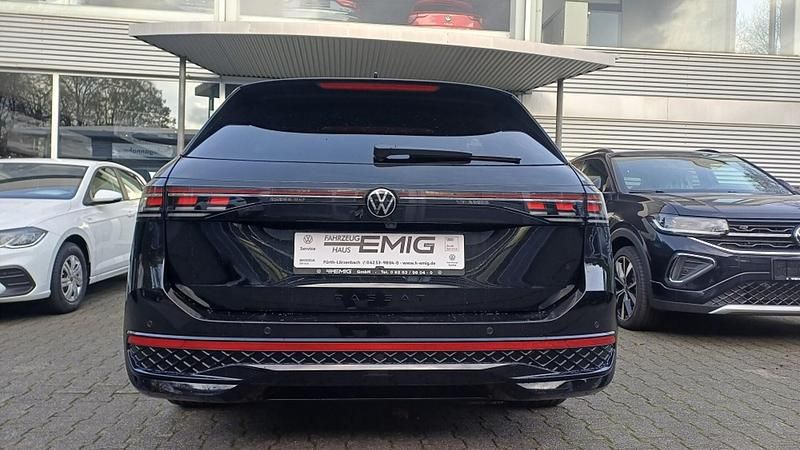 Nouă VW Passat Style 193 CP (141 kW) 2025 Negru Berlinǎ