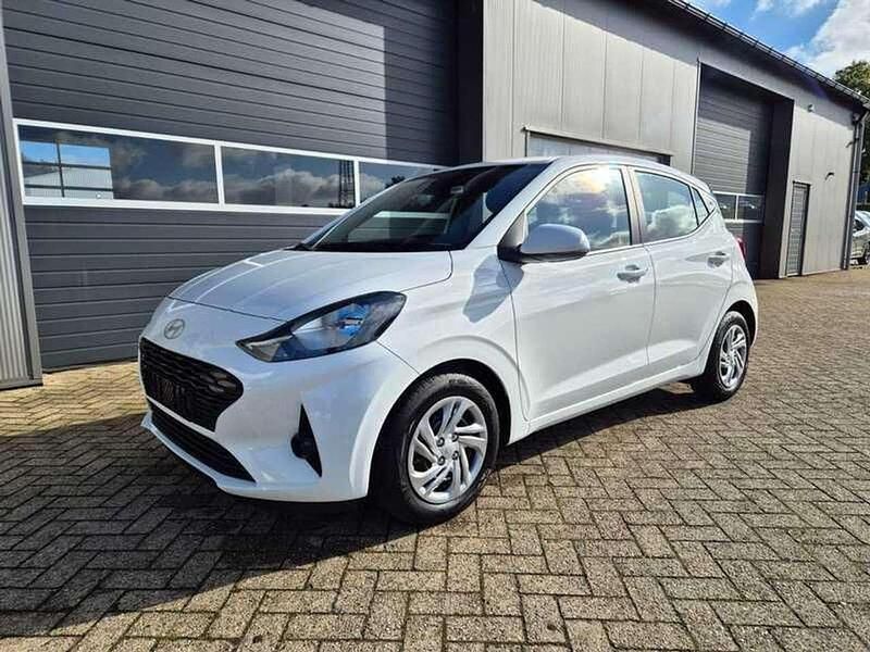 Neu Hyundai i10 Select 63 PS (46 kW) 2025 Other Kleinwagen