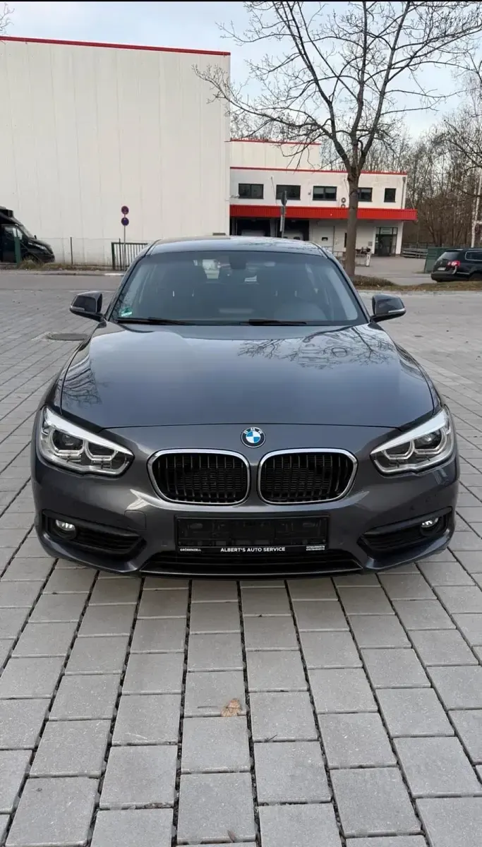Gebraucht BMW 118 135 PS (99 kW) 2015 Grau Kleinwagen