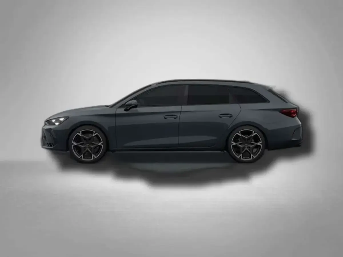 Neu Cupra Leon VZ 333 PS (244 kW) 2025 Fiord blau Kombi