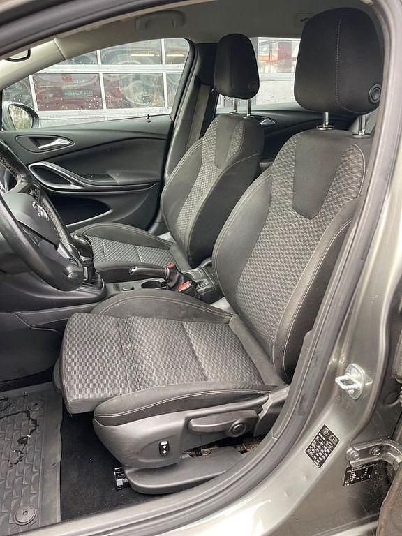 Gebraucht Opel Astra 110 PS (80 kW) 2017 Grau Kombi