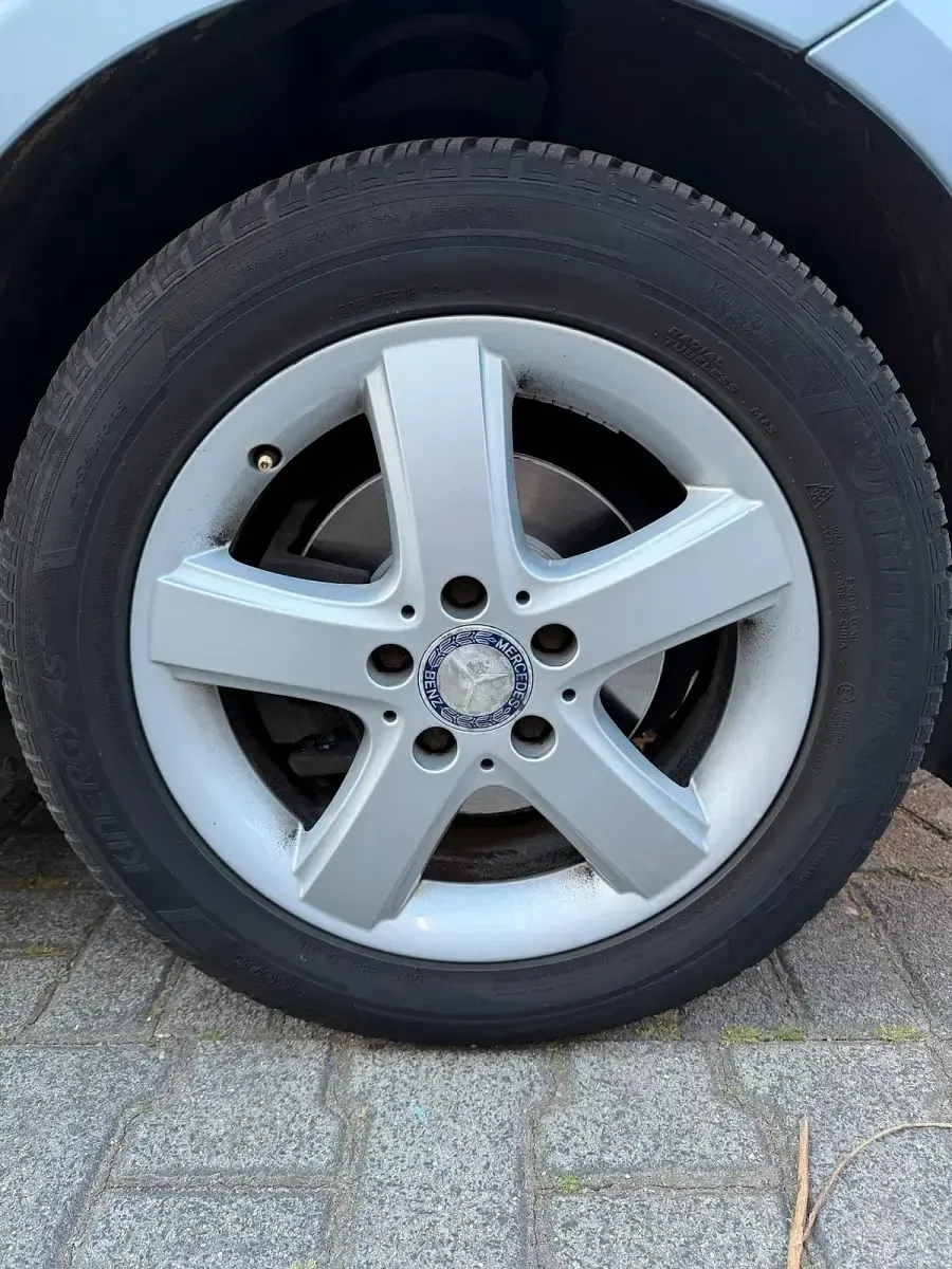 Używany Mercedes B150 95 KM (69 kW) 2008 Niebieski Minivan