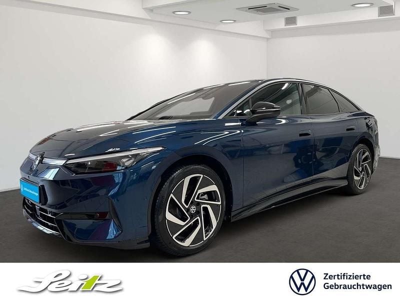 Blau Gebraucht 2024 VW ID.7 Pro Limousine | 45.347 € (Fairer Preis) - Bild 1/3