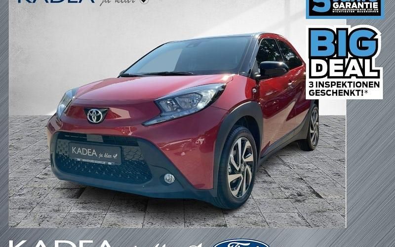 Schwarz Neu 2025 Toyota Aygo Kleinwagen | 17.990 € - Bild 1/4
