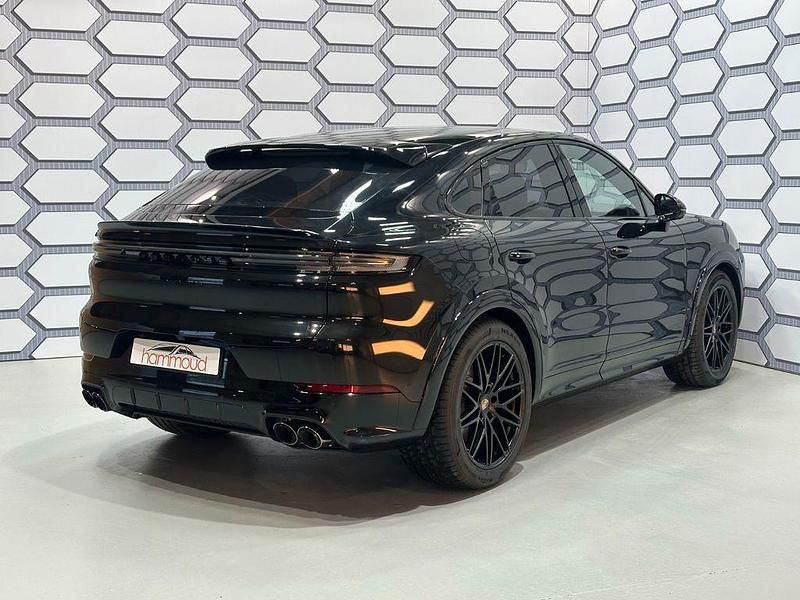 Neu Porsche Cayenne GTS 500 PS (367 kW) 2026 Schwarz SUV