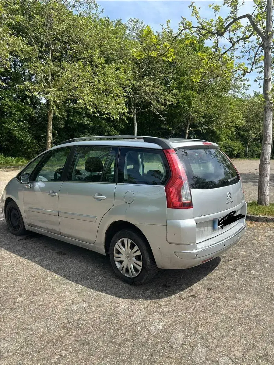 Gebraucht Citroën C4 Picasso Exclusive 111 PS (81 kW) 2011 Silber Van / Kleinbus