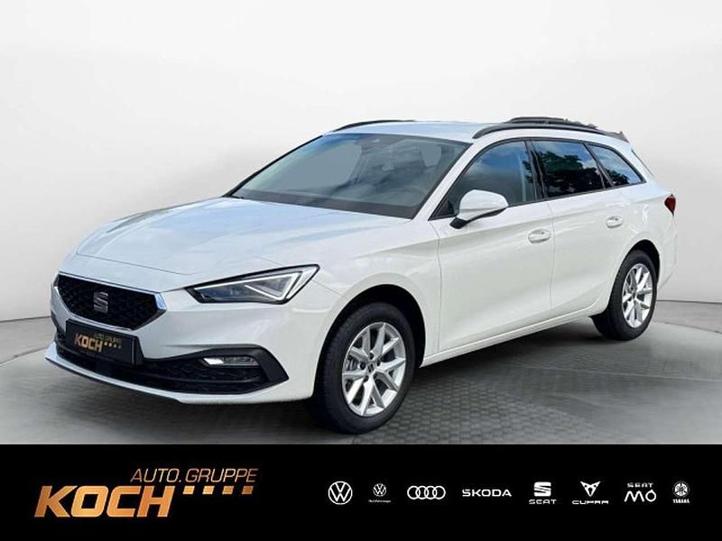 "candy" weiss Neu 2025 Seat Leon Kombi | 46.110 € - Bild 1/4