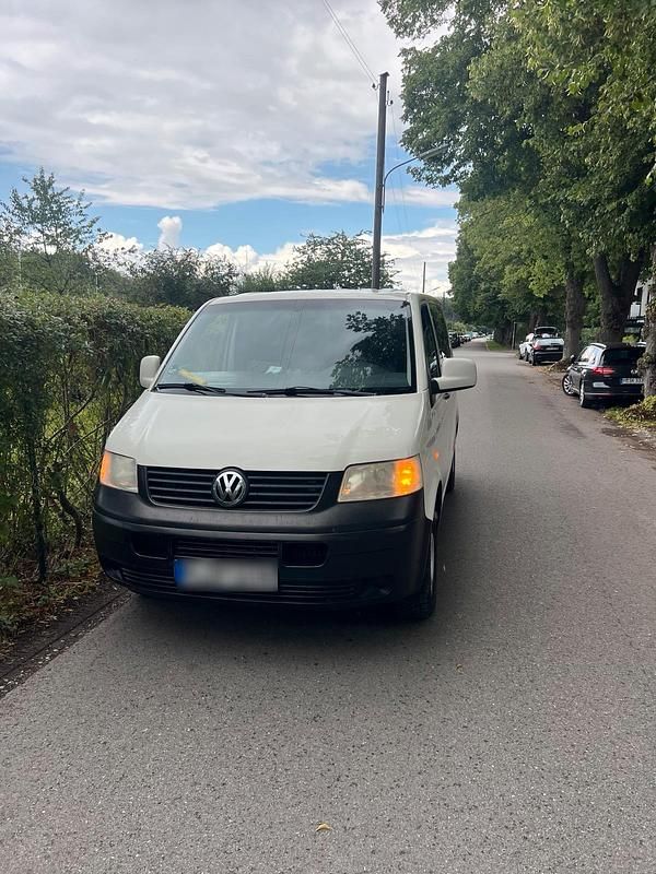 Second-hand VW Caravelle 131 CP (96 kW) 2007 Alb Van