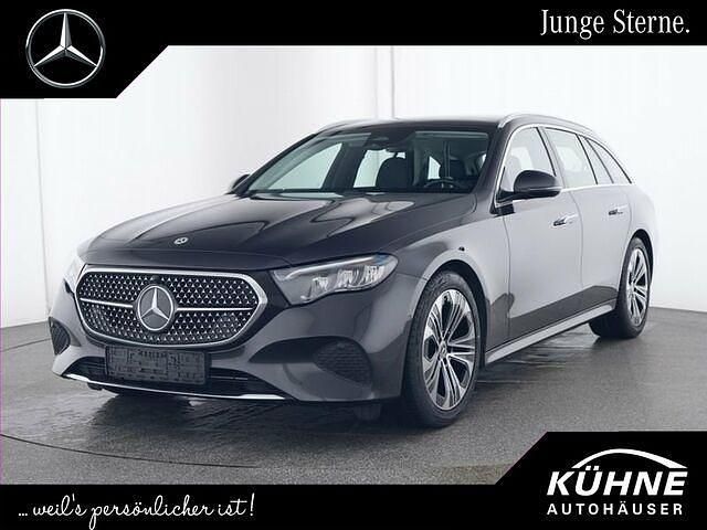 Gebraucht Mercedes E200 204 PS (150 kW) 2024 Grau Limousine