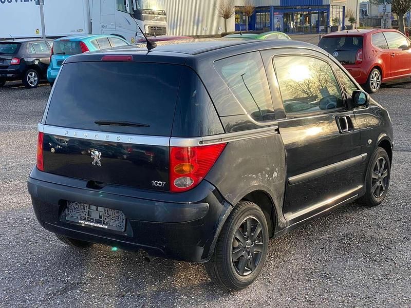 Gebraucht Peugeot 1007 Premium 73 PS (53 kW) 2007 Schwarz Van / Kleinbus