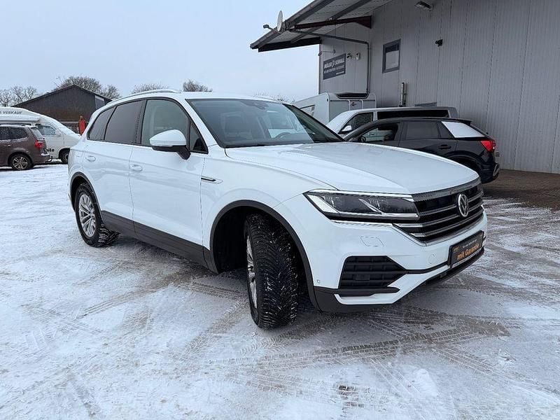 Gebraucht VW Touareg 231 PS (169 kW) 2019 Weiß SUV