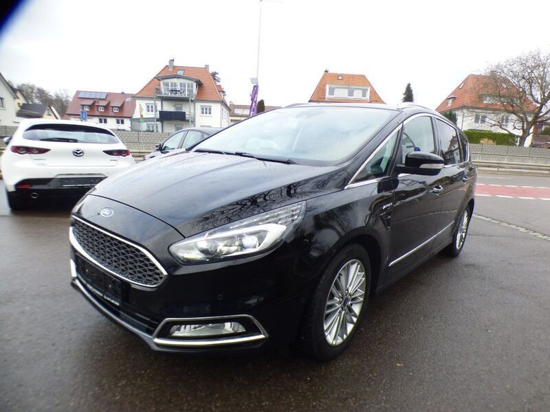 Schwarz Gebraucht 2017 Ford S-MAX Vignale Van / Kleinbus | 12.900 € (Superpreis) - Bild 1/4