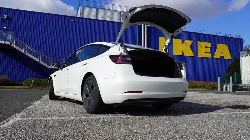Gebraucht Tesla Model 3 Standard Range Plus 225 kW (306 PS) 2021 Weiß Limousine