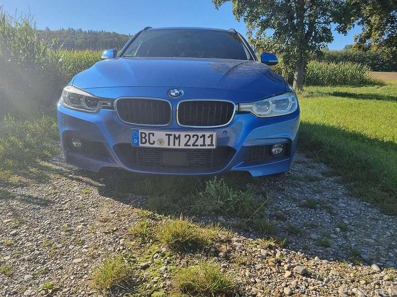 Blau Gebraucht 2018 BMW 335 M Sport Kombi | 28.500 € (Fairer Preis) - Bild 1/4