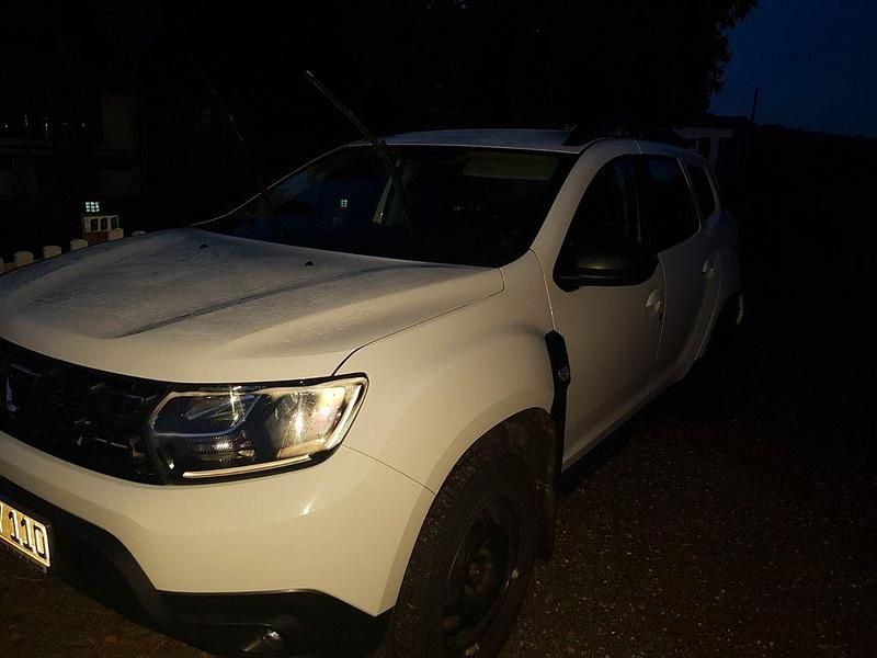 Gebraucht Dacia Duster Comfort 156 PS (114 kW) 2019 Weiß SUV