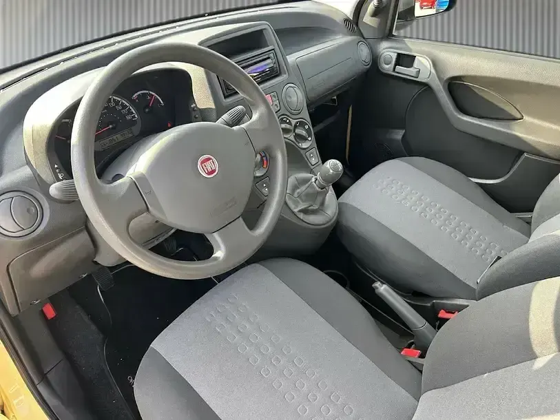 Gebraucht Fiat Panda Active 69 PS (50 kW) 2012 Gelb Kleinwagen