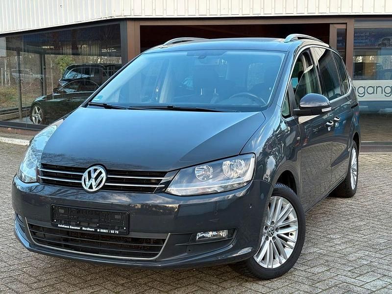 Grau Gebraucht 2014 VW Sharan Cup Van / Kleinbus | 9.475 € (Guter Preis) - Bild 1/4