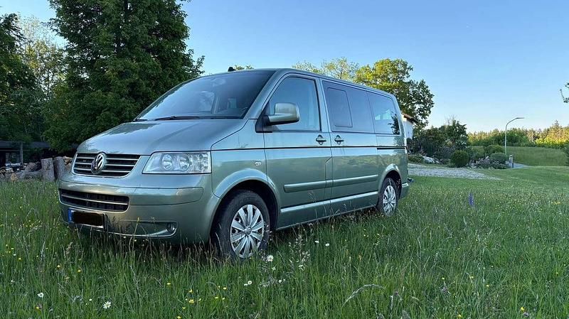 Grün Gebraucht 2004 VW T5 Comfortline Van | 13.800 € (Fairer Preis) - Bild 1/4