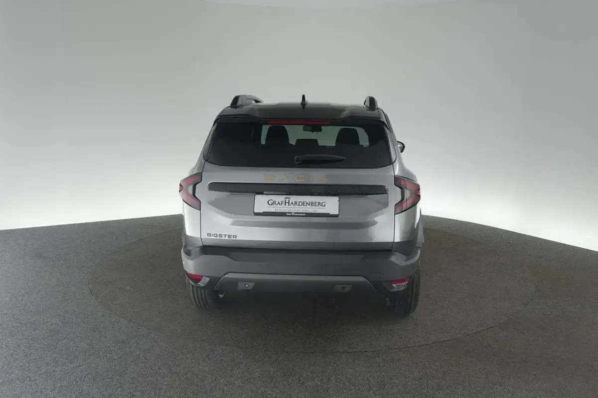 Gebraucht Dacia Bigster Extreme 140 PS (102 kW) 2026 Grau SUV