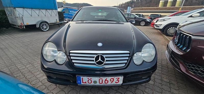 Gebraucht Mercedes C180 143 PS (105 kW) 2002 Schwarz Limousine
