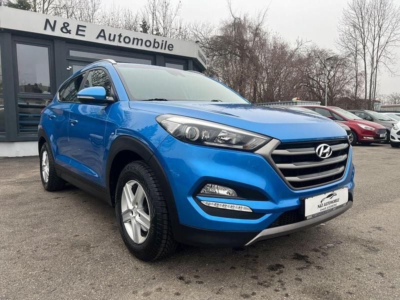 Blau Gebraucht 2016 Hyundai Tucson Intro Edition SUV | 10.990 € (Fairer Preis) - Bild 1/4