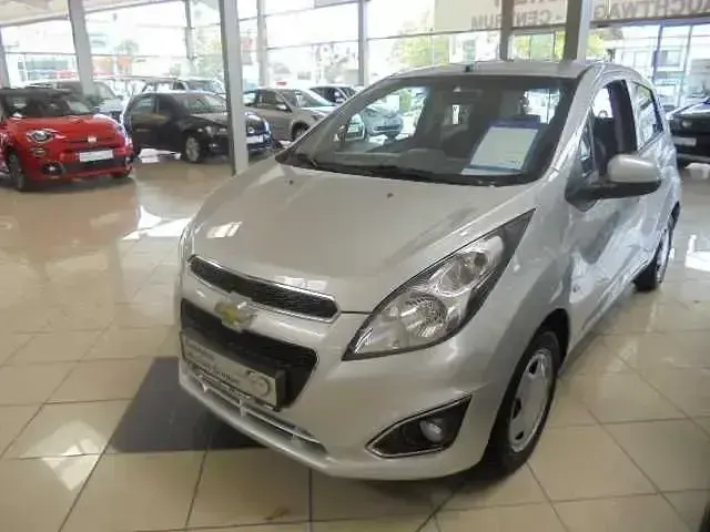 Używany Chevrolet Spark LS 68 KM (50 kW) 2013 Srebrny Hatchback