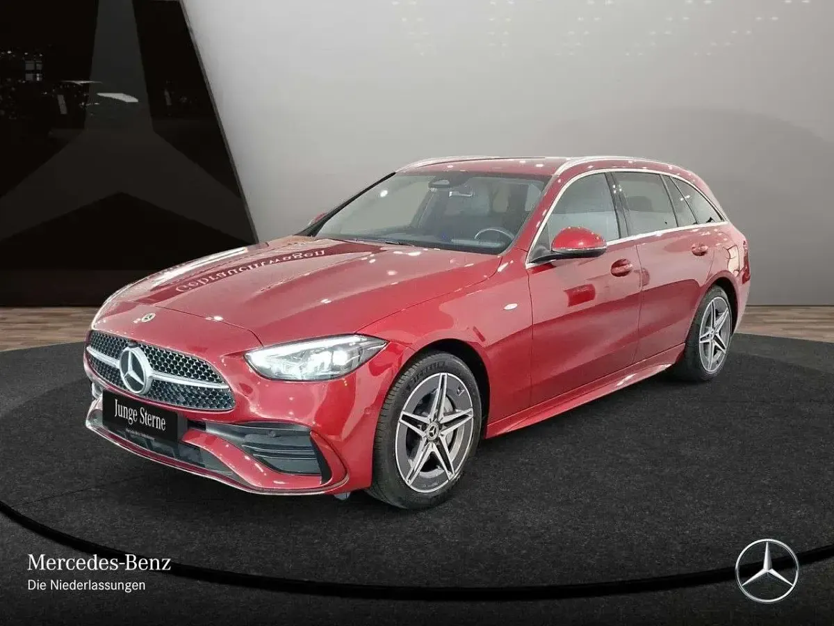 Gebraucht Mercedes C300e AMG 204 PS (150 kW) 2025 Rot Limousine