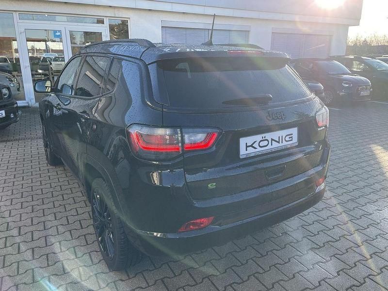 Gebraucht Jeep Compass Altitude 131 PS (96 kW) 2023 Schwarz SUV