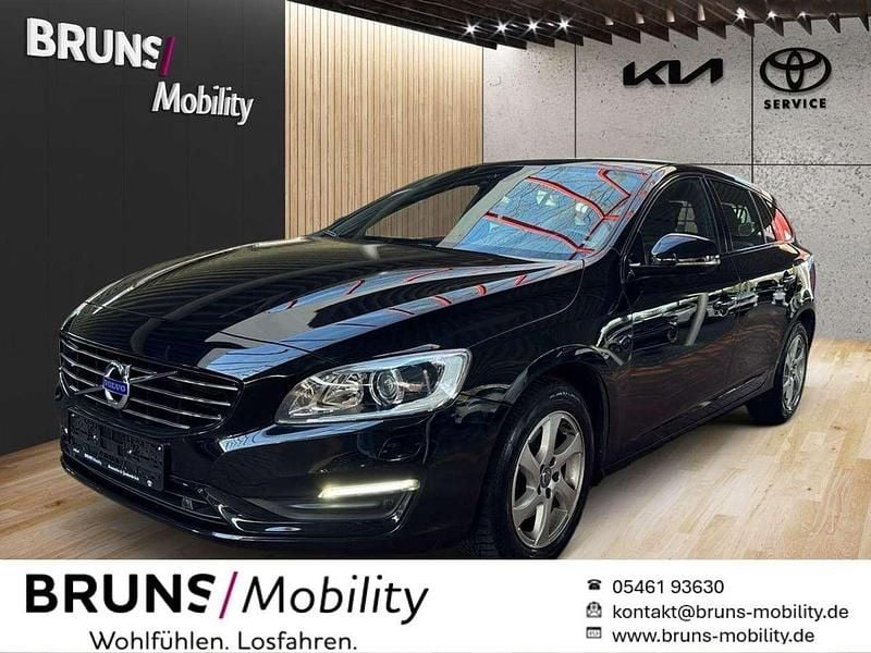 Schwarz Gebraucht 2018 Volvo V60 Kombi | 19.450 € (Superpreis) - Bild 1/2