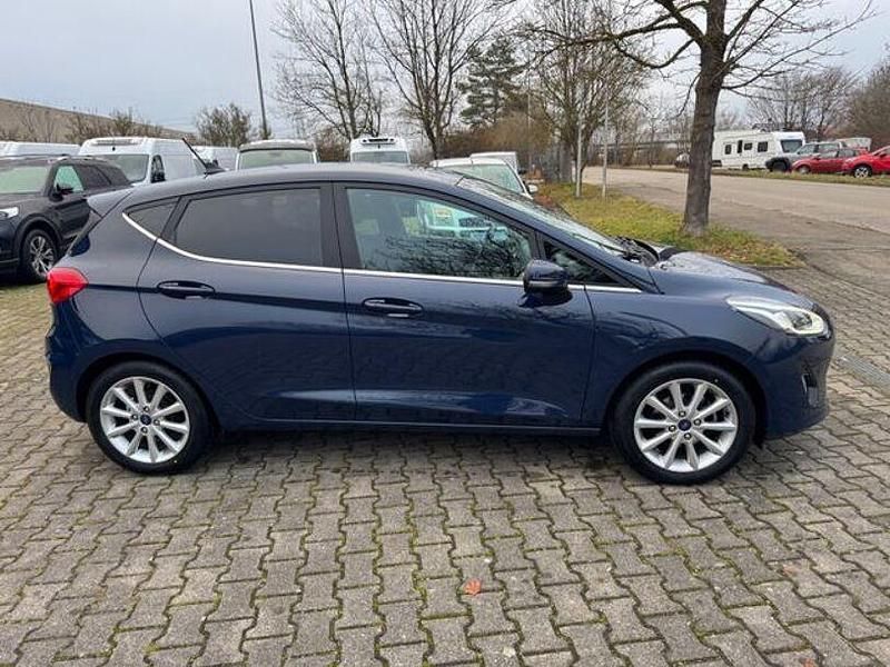 Gebraucht Ford Fiesta Titanium 95 PS (69 kW) 2020 Blau Kleinwagen