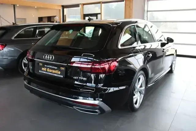 Gebraucht Audi A4 S-Line 204 PS (150 kW) 2022 Schwarz Kombi