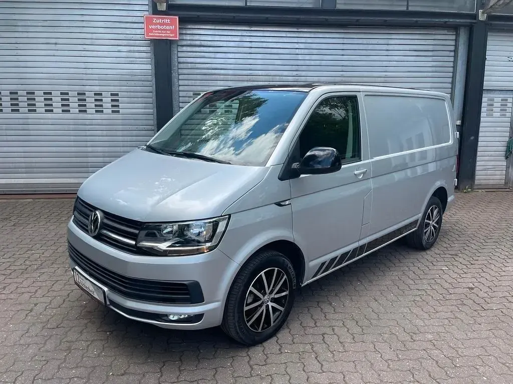 Gebraucht VW Transporter 204 PS (150 kW) 2018 Silber Van