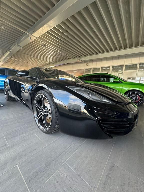 Schwarz Gebraucht 2013 McLaren MP4-12C Coupé | 109.990 € - Bild 1/4