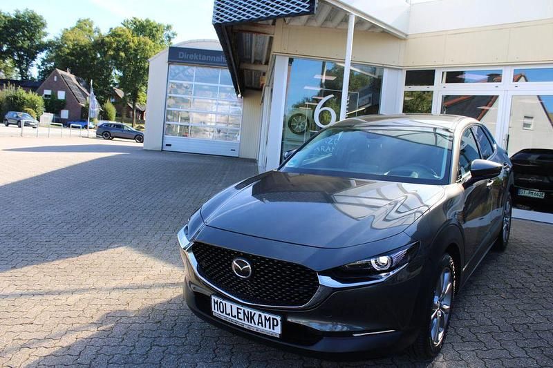 Grau Gebraucht 2022 Mazda CX-30 Selection SUV | 22.900 € (Fairer Preis) - Bild 1/4