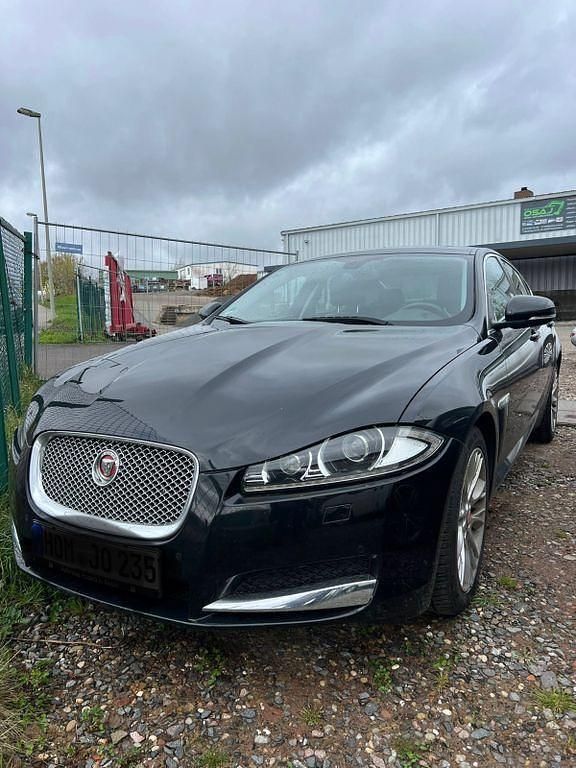 Gebraucht Jaguar XF 241 PS (177 kW) 2015 Schwarz Limousine