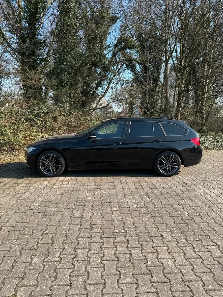 Gebraucht BMW 320 190 PS (139 kW) 2017 Schwarz Kombi