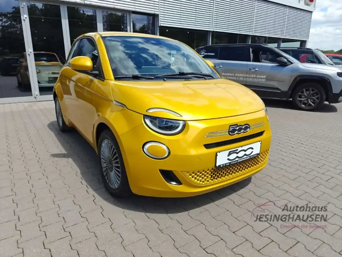 Neu Fiat 500 65 PS (47 kW) 2026 Sun of italy Limousine
