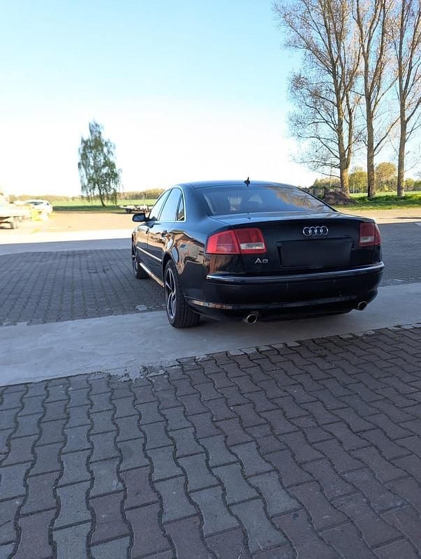 Second-hand Audi A8 290 CP (213 kW) 2004 Negru Berlinǎ