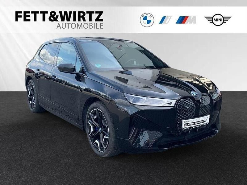 Saphirschwarz Gebraucht 2024 BMW iX Sport Line SUV | 67.670 € (Fairer Preis) - Bild 1/3