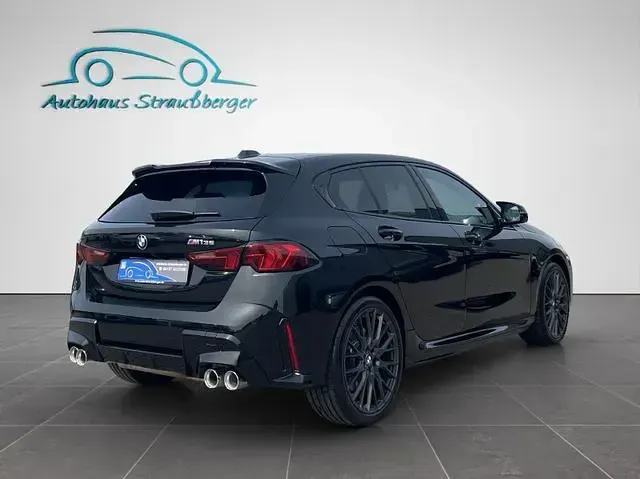 Gebraucht BMW M135 Performance 300 PS (220 kW) 2025 Schwarzkeine angabe Kleinwagen