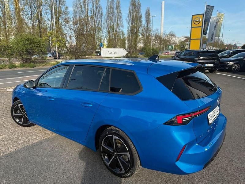 Używany Opel Astra Elegance 131 KM (96 kW) 2024 Niebieski Kombi