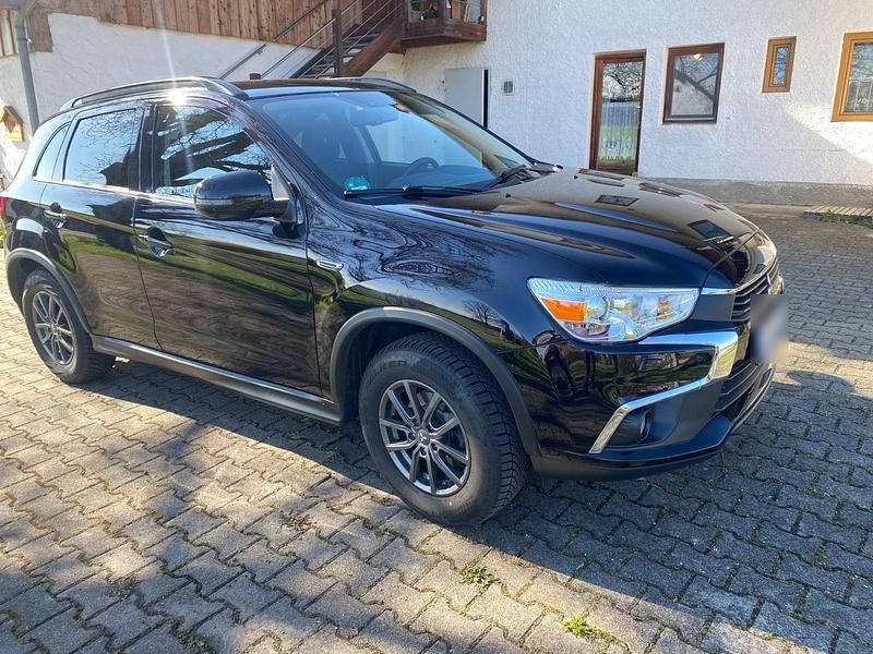 Gebraucht Mitsubishi ASX Edition 117 PS (86 kW) 2018 Schwarz SUV