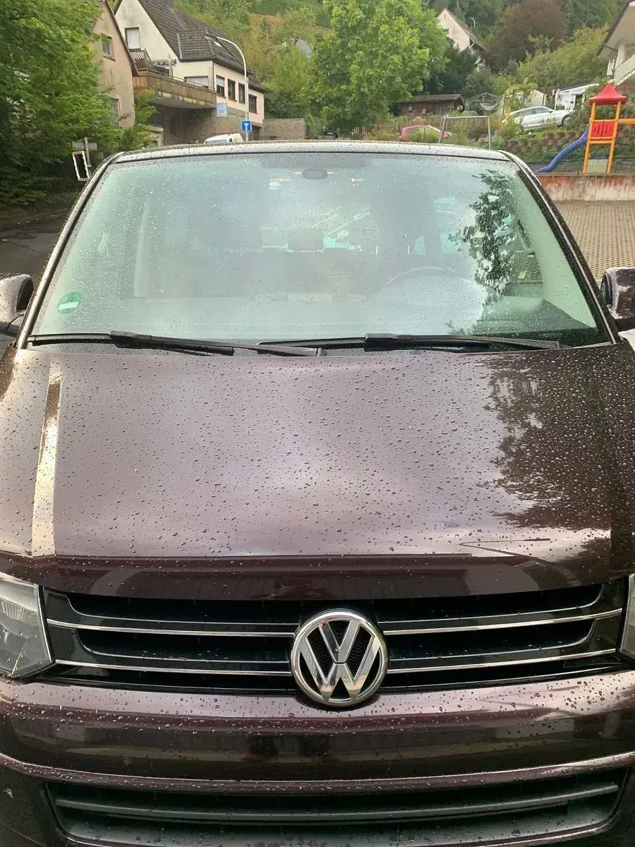 Używany VW T5 140 KM (102 kW) 2015 Purpurowy Van